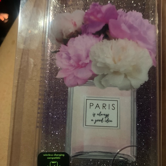 iPhone XR Case - Picture 1 of 3